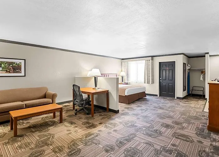 Hotel Western 3*
